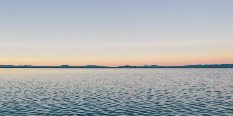 Wi-Fi 6性能优化实战：为企业无线网络部署注入编程思维与工具利器